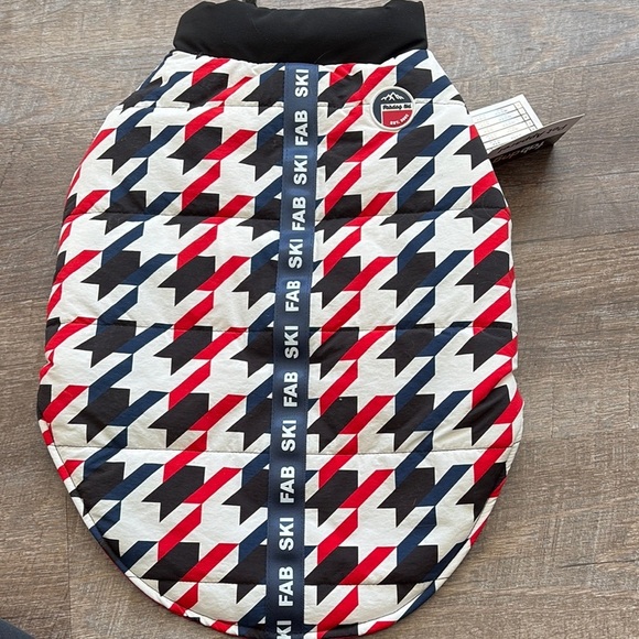 Red blue black white winter dog jacket size large - Picture 2 of 6